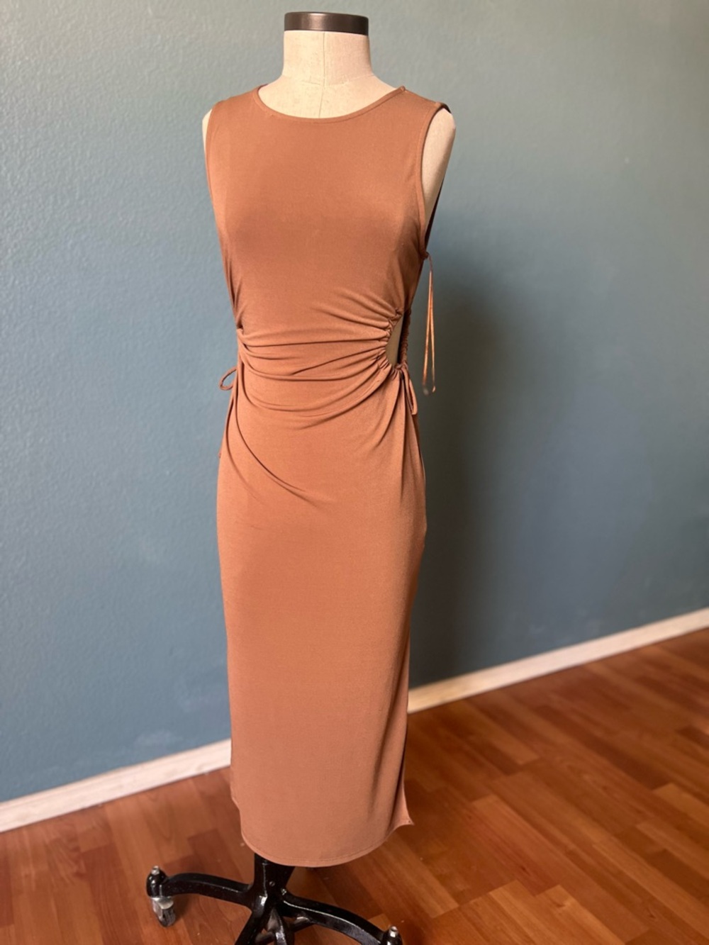 Women’s Fashion Nova Sleeveless Ruched Midi Dress in Camel Brown cutout dress